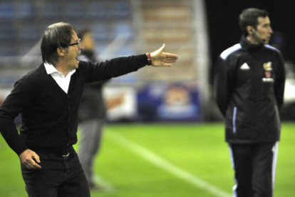 El entrenador del Numancia, Juan Antonio Anquela.-DIEGO MAYOR