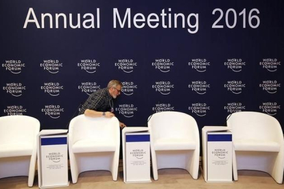Preparativos del Centro de Congresos de Davos, Suiza, sede del Forum Económico Mundial.-REUTERS / RUBEN SPRICH