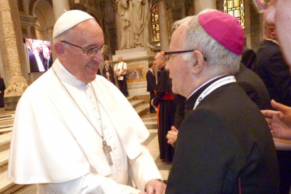 El obispo de Zamora, Gregorio Martínez, asiste en Roma a una meditación dirigida por El obispo de Zamora.-ICAL