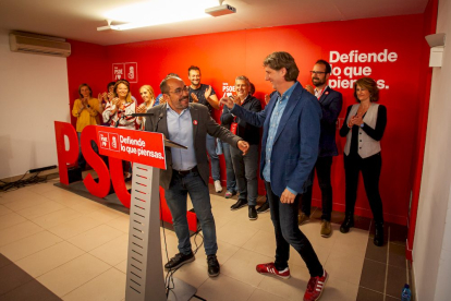 El PSOE vuelve a arrasar en la capital. MARIO TEJEDOR (5)