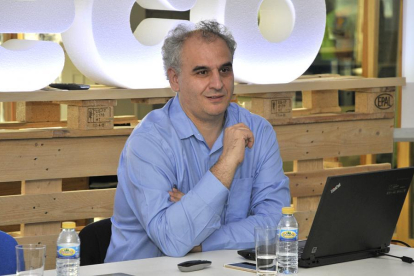 Carlos Barrabés ayer en las instalaciones de El Hueco.-VALENTÍN GUISANDE