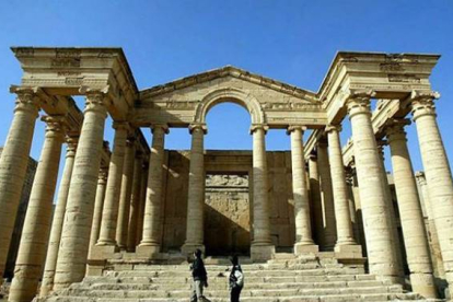 Una de las edificaciones de la histórica ciudad de Hatra.-Foto: REUTERS / SUHAIB SALEM