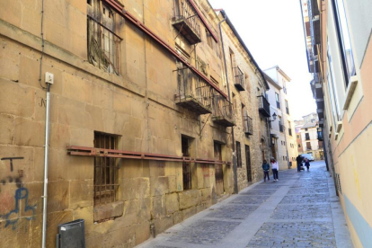 Edificios antiguos en el Casco Viejo de Soria.-VALENTÍN GUISANDE