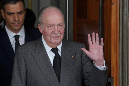 El Rey Juan Carlos I abandonará totalmente la vida pública.-JOSÉ LUÏS ROCA