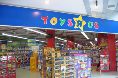 Tienda de Toys R Us.-WIKIPEDIA