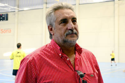El presidente del Aranga BM Soria, Carlos Heras. / Álvaro Martínez-