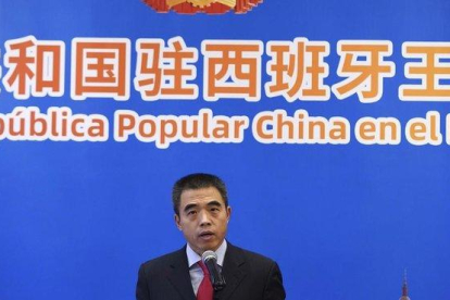 Encargado de Negocios de la Embajada de China en España, Yao Fei, en una rueda de prensa-DAVID CASTRO