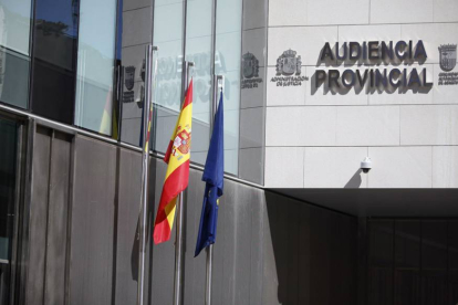 Audiencia Provincial de Zaragoza, en una imagen de archivo.-CHUS MARCHADOR / EL PERIÓDICO DE ARAGÓN