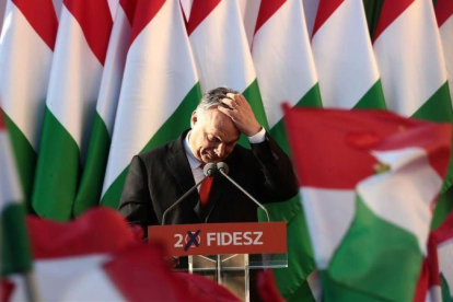 Viktor Orbán durante la campaña electoral.-AFP / FERENC ISZA