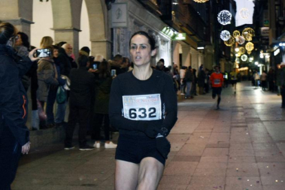 Elisa Hernández será reconocida como la atleta que más veces ha ganado la Carrera de Navidad.-Luis Ángel Tejedor