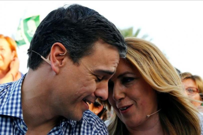 Pedro Sánchez y Susana Díaz, el pasado 24 de junio durante un mitin en Sevilla.-REUTERS / MARCELO DEL POZO