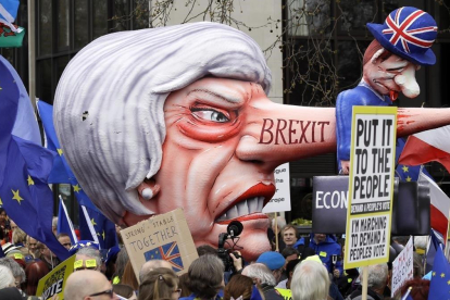 Manifestación en Londres pidiendo un segundo referéndum del brexit.-AP
