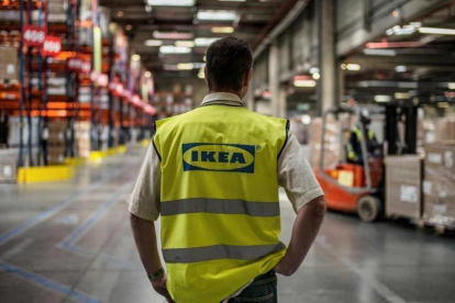 Almacén de Ikea en Saint-Quentin-Fallavier, Francia.-/ AFP / JEFF PACHOUD