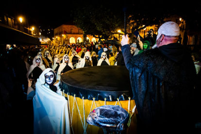 Desfile del Festival de las ánimas. MARIO TEJEDOR (5)