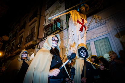 Desfile del Festival de las ánimas. MARIO TEJEDOR (24)