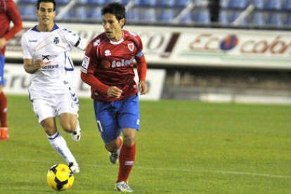 El capitán del Numancia, Javier del Pino. / DIEGO MAYOR-