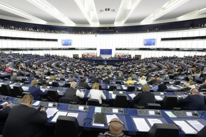 El Parlamento Europeo en el pleno de este miércoles-EFE / MATHIEU CUGNOT