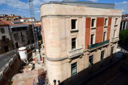 Obras en el Banco de España, en una imagen del lunes.-ALVARO MARTÍNEZ