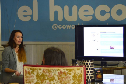 Cristina Palacios, directora de FairChanges.com, ayer en El Hueco.-ALVARO MARTÍNEZ