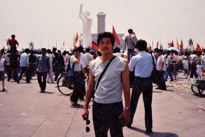 Yang Jianli en la plaza de Tiananmen el 3 de junio de 1989.-