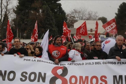 Manifestacion de apoyo a los 8 sindicalistas de Airbus en Madrid.-AGUSTIN CATALAN