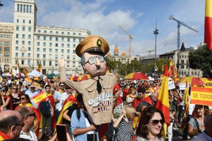 Manifestación unionista del 12 de octubre del 2019.-