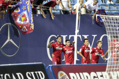 Los jugadores numantinos celebran el gol de Braian durante los primeros 90 minutos. / ÁREA 11-