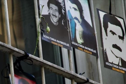 Durante la década de los 80 y 90, 4.000 personas 'desaparecieron' en las cárceles turcas.-ADRIÁ ROCHA CUTILLER
