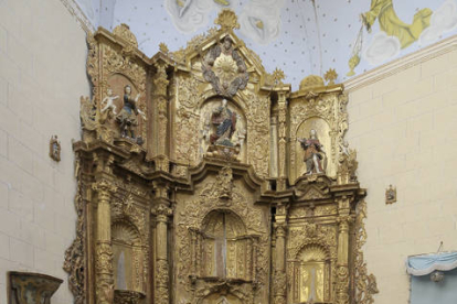 Panorámica del interior de la iglesia de San Bartolomé. / ÚRSULA SIERRA-