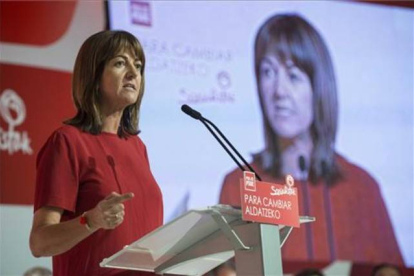 La nueva secretaria general del PSE-EE, Idoia Mendia, durante la clausura de un congreso extraordinario del partido.-EFE / MIGUEL TOÑO