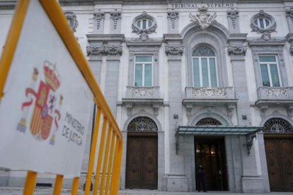 Edifico del Tribunal Supremo en  Madrid.-EL PERIÓDICO