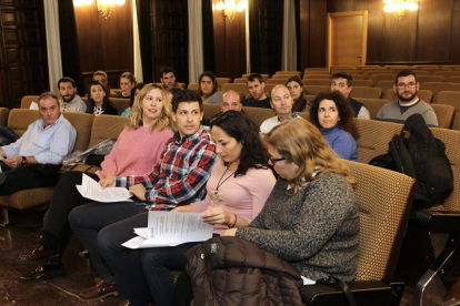 Primera reunión con los jurados, celebrada en la tarde de ayer en el Ayuntamiento.-LUIS ÁNGEL TEJEDOR
