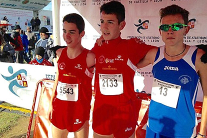 Sergio Martínez y Hugo de Miguel Ramos, del Club Atletismo Soria, fueron segundo y primero respectivamente el pasado fin de semana en Valladolid en la prueba cadete.-CAEP SORIA