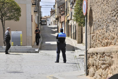 Uno de los pozos descubiertos por la Guardia Civil.-HDS