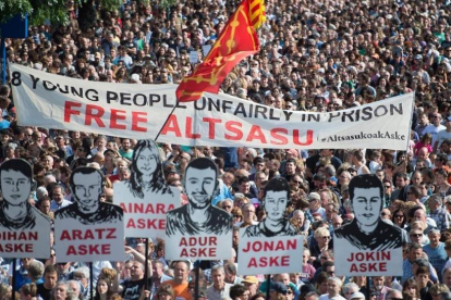 Manifestación en Pamplona en protesta por la sentencia del caso Alsasua.-/ ANDER GILLENEA (AFP)