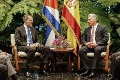 El rey de España con el presidente de Cuba, Miguel Díaz-Canel.-EUROPA PRESS