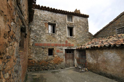 Fachada de la vivienda de Bécquer en Noviercas.-VALENTÍN GUISANDE