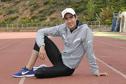 Manuel Olmedo durante un entrenamiento en Soria. / VALENTÍN GUISANDE-