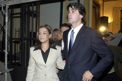 María José Campanario y su marido, Jesulín de Ubrique, en una visita, en el 2003, a la Casa Madrid.-ARCHIVO / DIEGO CALDERÓN