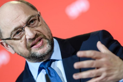 Schulz ofrece una rueda de prensa en Berlín, el 15 de diciembre.-EFE / CLEMENS BILAN