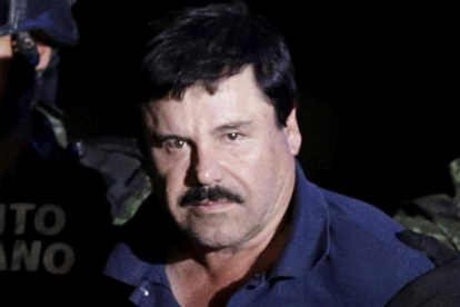 Joaquín 'Chapo' Guzmán, escoltado por soldados en México, tras ser recapturado, el pasado 8 de enero.-REUTERS / HENRY ROMERO