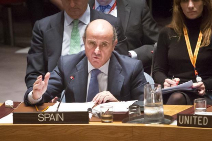 El ministro de Economía, Luis de Guindos, durante su intervención en el Consejo de Seguridad de Naciones Unidas el 17 de diciembre.-AP