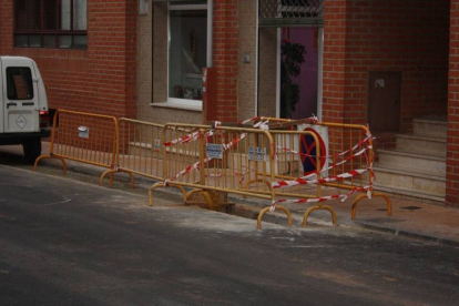 Este es el estado en el que se encuentra una de las calles de la capital tal como denunció Cabezón. / PP-