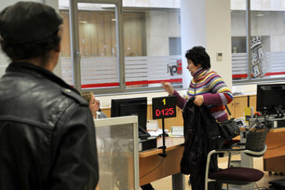 Oficina de empleo en Soria. ÁLVARO MARTÍNEZ-