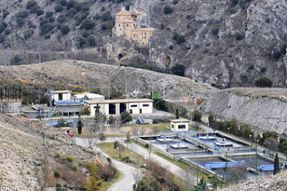 La actual depuradora de aguas de Soria. / VALENTÍN GUISANDE-