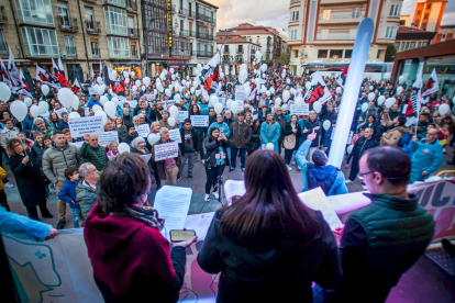 Manifestación de Soria ya por una sanidad digna. MARIO TEJEDOR (3)