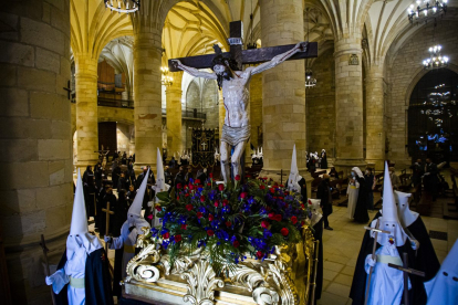 Procesión General de la Cofradía del Santo Entierro de Cristo - MARIO TEJEDOR (74)