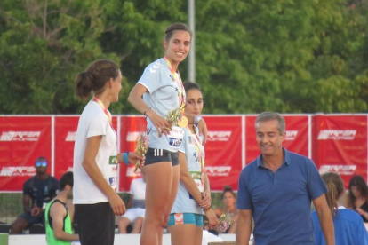 Marta Pérez, en lo alto del podio.-HDS