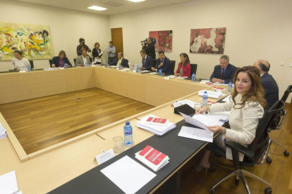 La presidenta de las Cortes de Castilla y León, Silvia Clemente, preside la reunión de la Mesa y Junta de Portavoces-Ical
