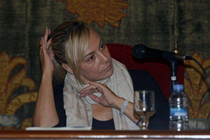 La alcaldesa de Alicante, Sonia Castedo, durante un pleno celebrado en octubre.-Foto: EFE